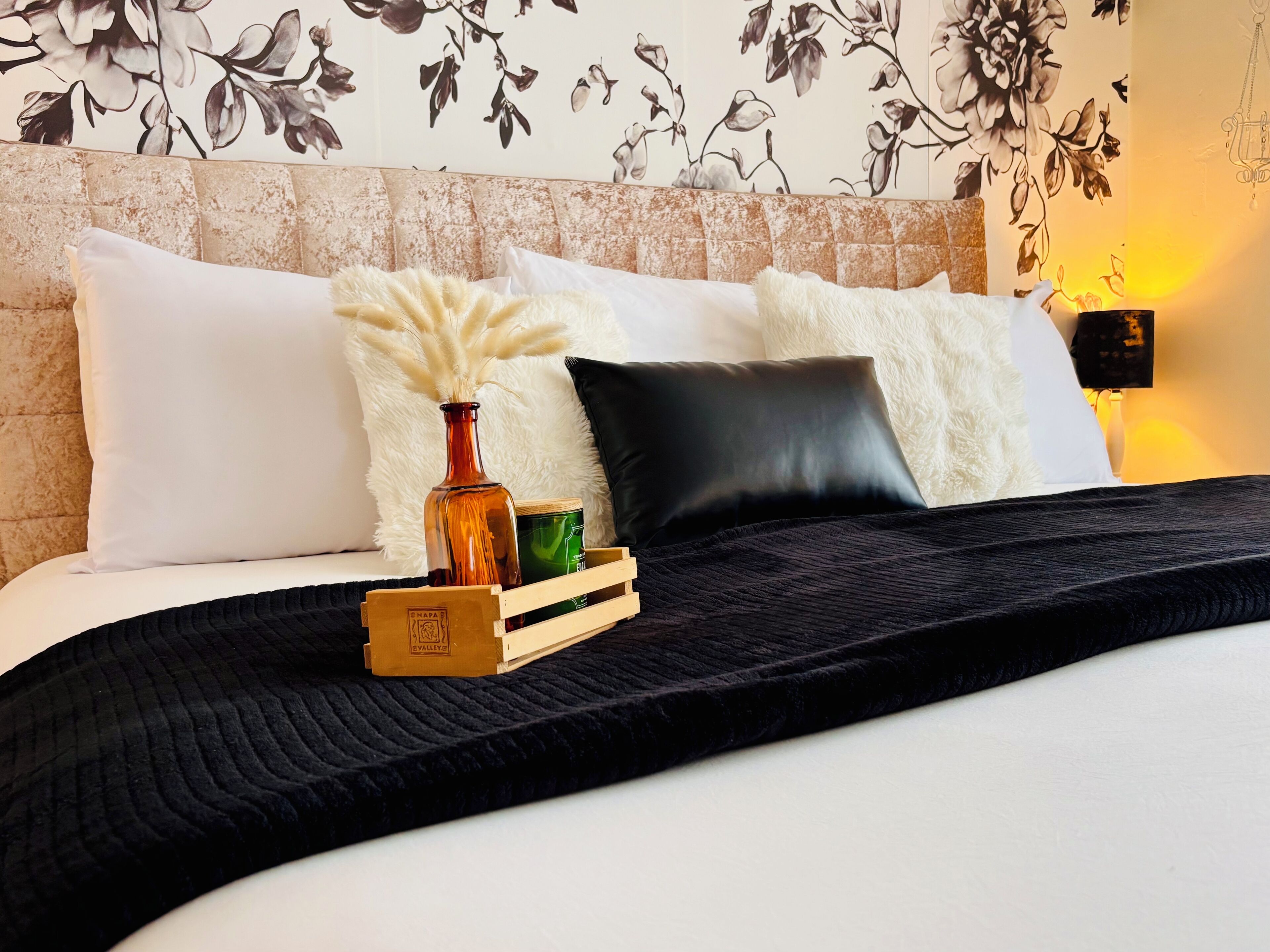 2 chambres, fer et planche à repasser, lit parapluie, Wi-Fi gratuit