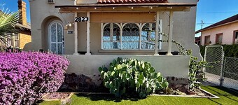Modern 2BR Home •Cold AC • Near Ft Bliss, Downtown & UTEP -100-Yr Charm