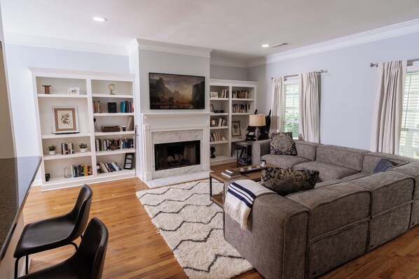 TV connectée, cheminée