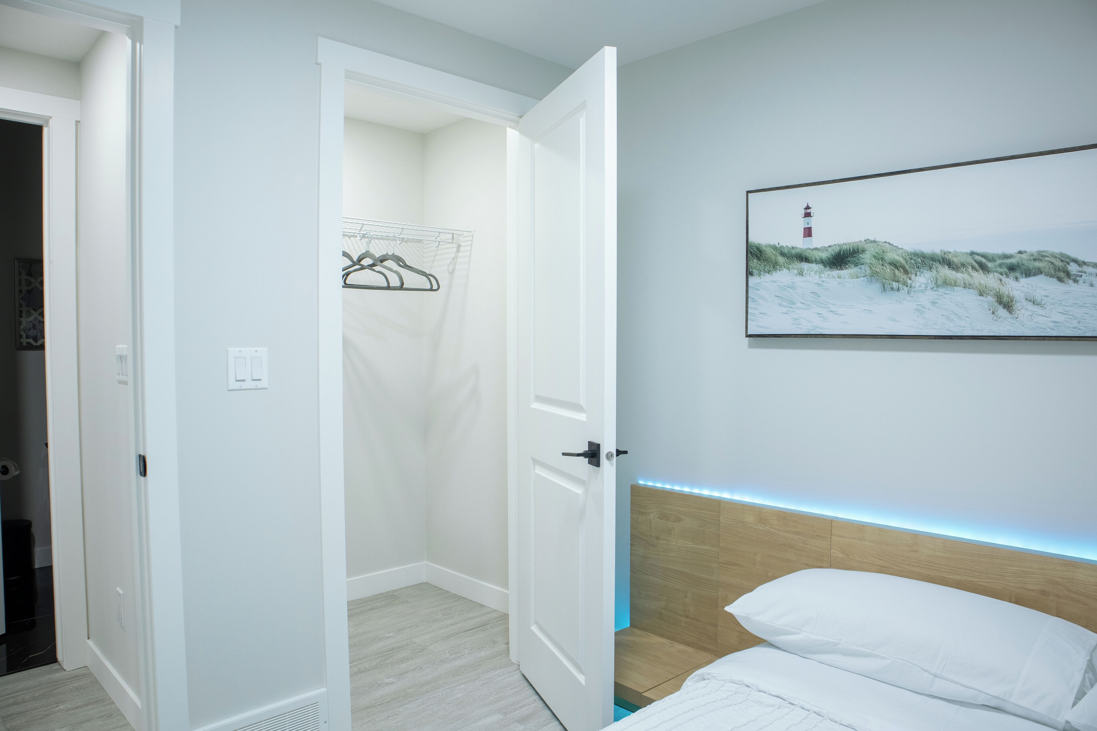 2 habitaciones, tabla de planchar con plancha y wifi gratis 