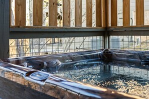 Indoor spa tub