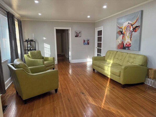 Interior - The Farm House on Adams (Sumter)