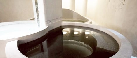 Baño termal público