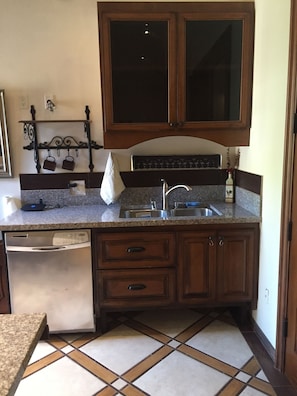 Private kitchen