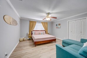 4 bedrooms, free WiFi