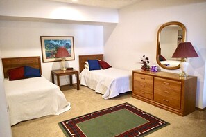 3 soveværelser, strygejern/strygebræt, internetforbindelse, sengetøj