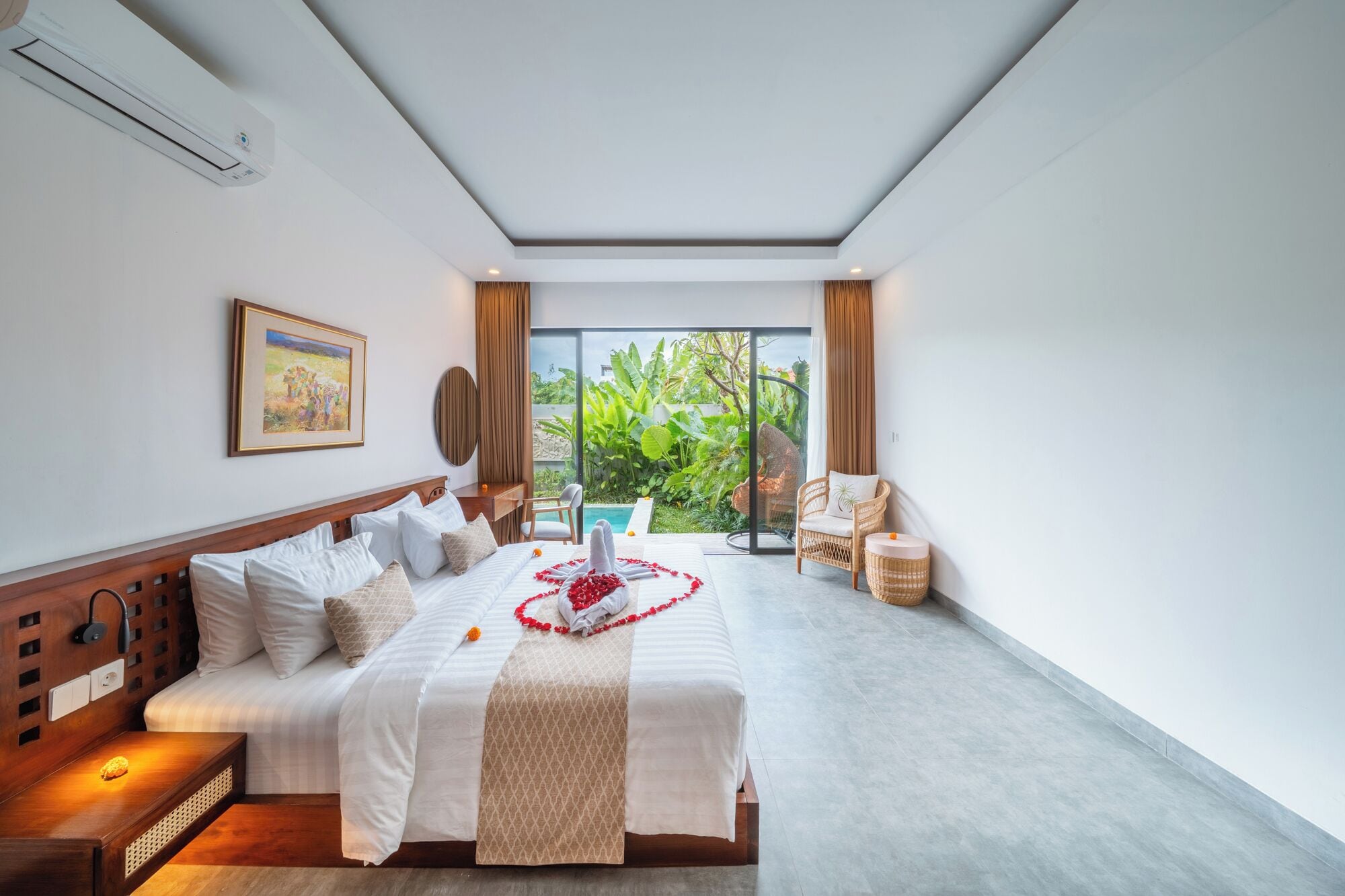 In-room safe, desk, laptop workspace, blackout drapes