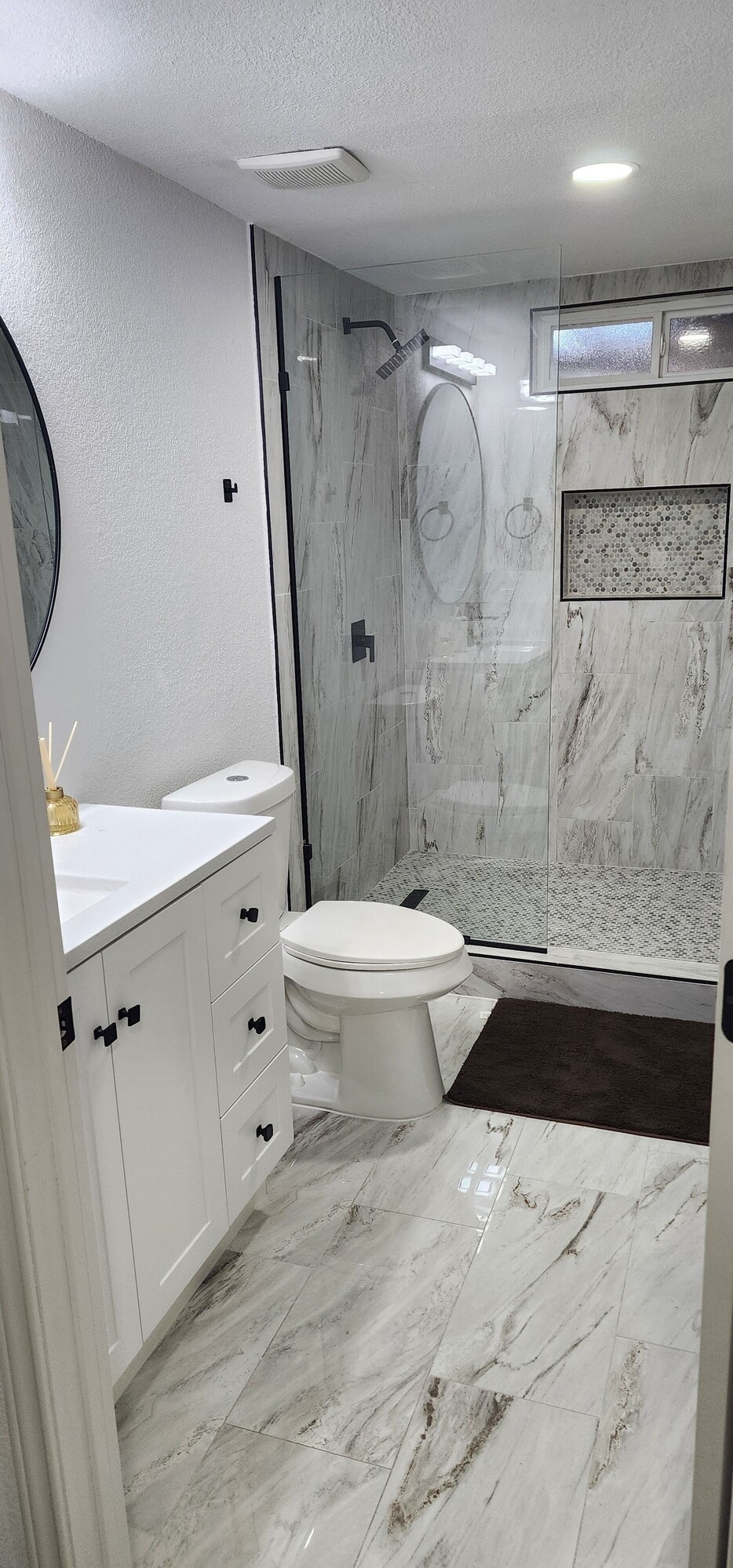 Photo 13 of EADO Escape l Close to Everything-Convenient, Downtown, Astro & Rockets Stadiums