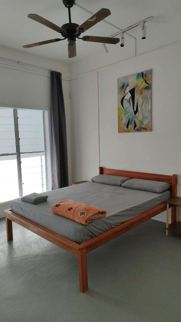 Port Vila Airport Hotel - Port Vila