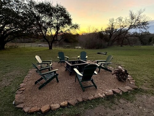 Private 27-Acre Ranch House Escape Near Round Top - Pond, Fire Pit, Game Room
