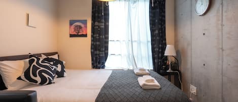 1 bedroom, WiFi, bed sheets