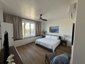 1 bedroom, iron/ironing board, free WiFi, bed sheets - Retro-Chic Escape #208 (Klamath Falls)