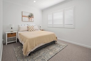 3 dormitorios, tabla de planchar con plancha, wifi y ropa de cama