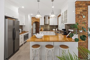 Microwave, stovetop, dishwasher