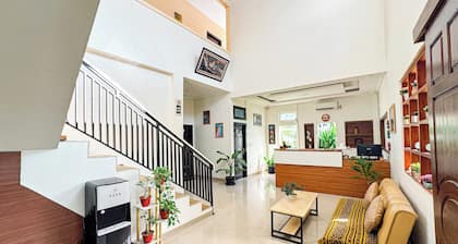 Mama Komodo Bed & Breakfast