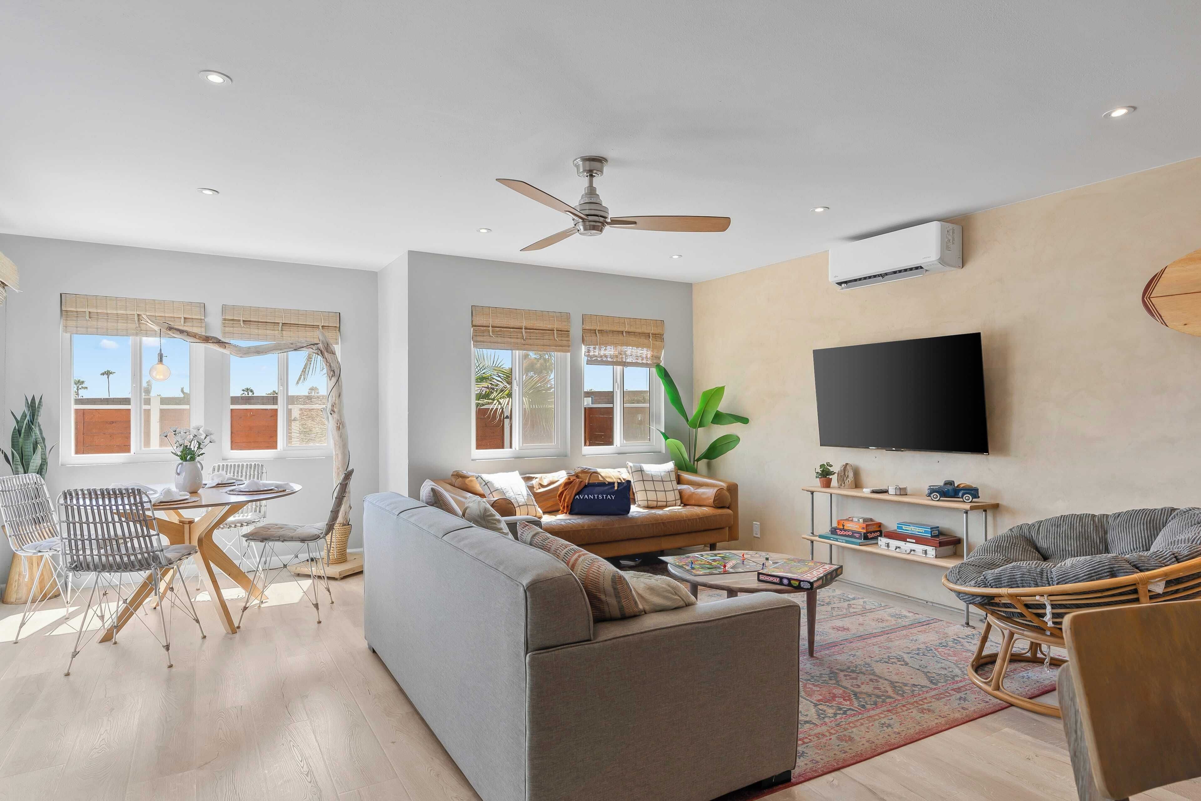 Apartment (2 Bedrooms) | Front of property