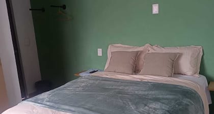 Comfortable room with private bathroom next to plaza candiles in Querétaro