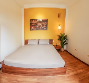 2 bedrooms, WiFi, bed sheets