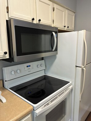 Mikrowelle, Ofen, Herdplatte