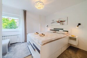 1 quarto, Wi-Fi de cortesia, roupa de cama