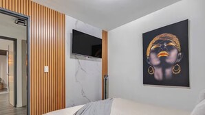 3 soverom, safe på rommet, strykejern/-brett og wi-fi (inkludert)
