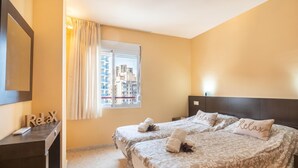 1 bedroom, iron/ironing board, WiFi (free), bed sheets