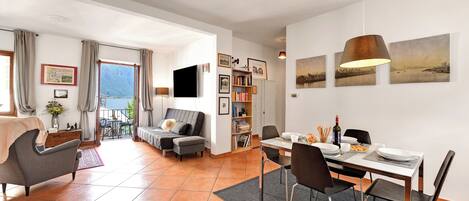 تناول الطعام