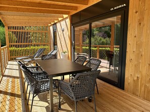 Outdoor dining - Relaxing Nature Lodge 4 - Idro (Idro)