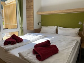 2 bedrooms, bed sheets