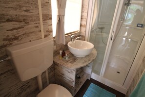 Shower, hair dryer, towels - Safari Comfort 4 - Idro (Idro)