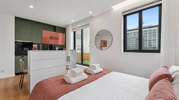 Internet, bed sheets