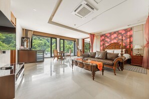 King Suite | Free WiFi, bed sheets - Zhe Juan Meng Tian (Sanyi)