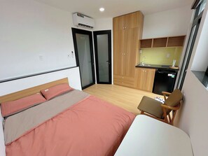 Standard Double Room, 1 Double Bed, City View | Iron/ironing board, free WiFi