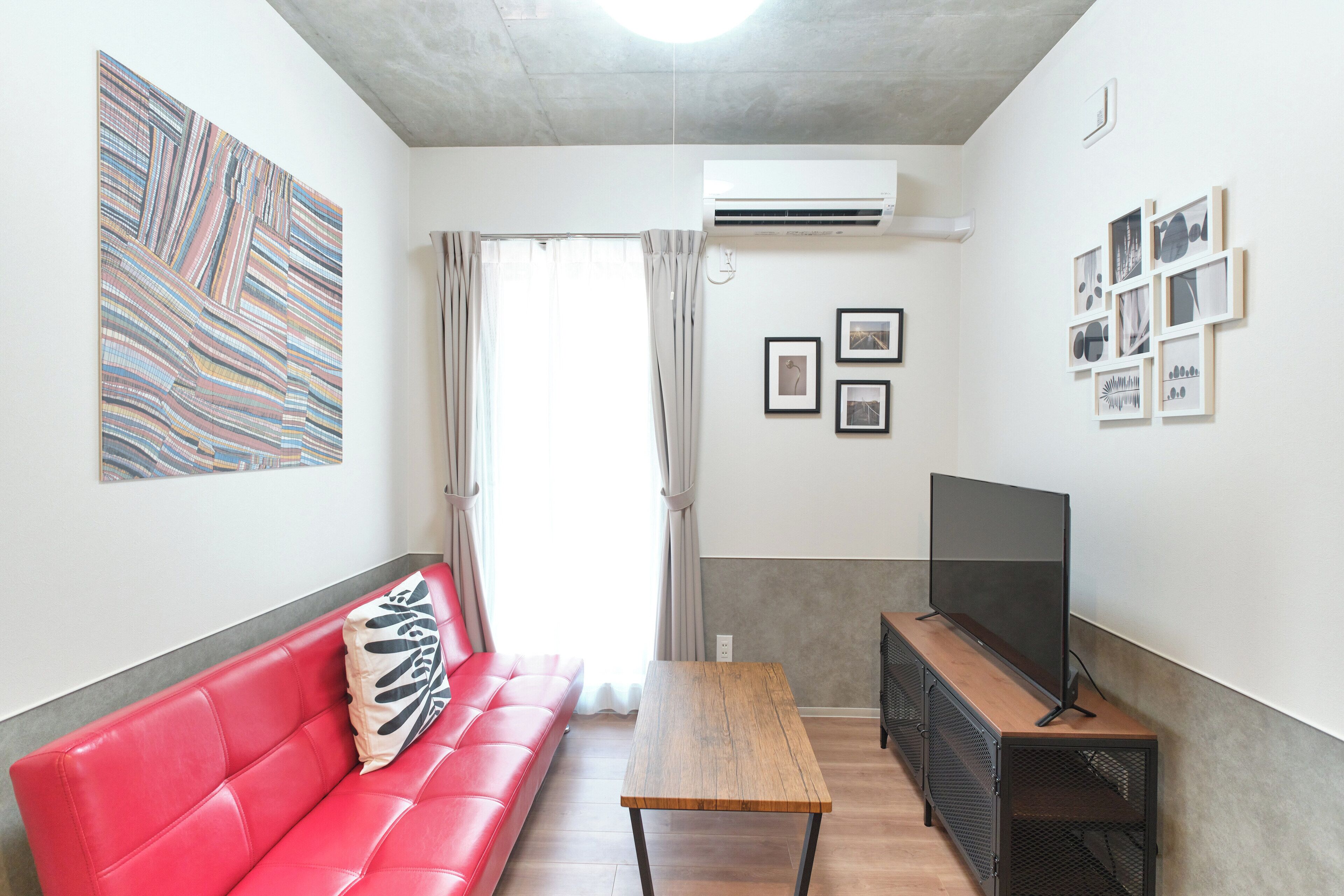 公寓, 非吸煙房 (101) | 起居區