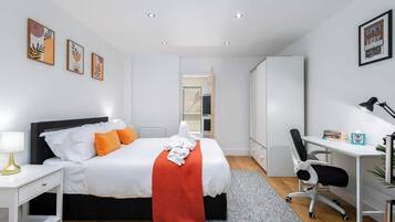 1 bedroom, iron/ironing board, travel cot, free WiFi
