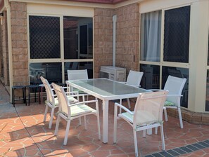 Outdoor dining