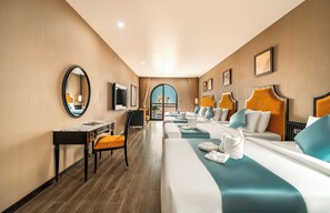 Family Room with Balcony | Free WiFi