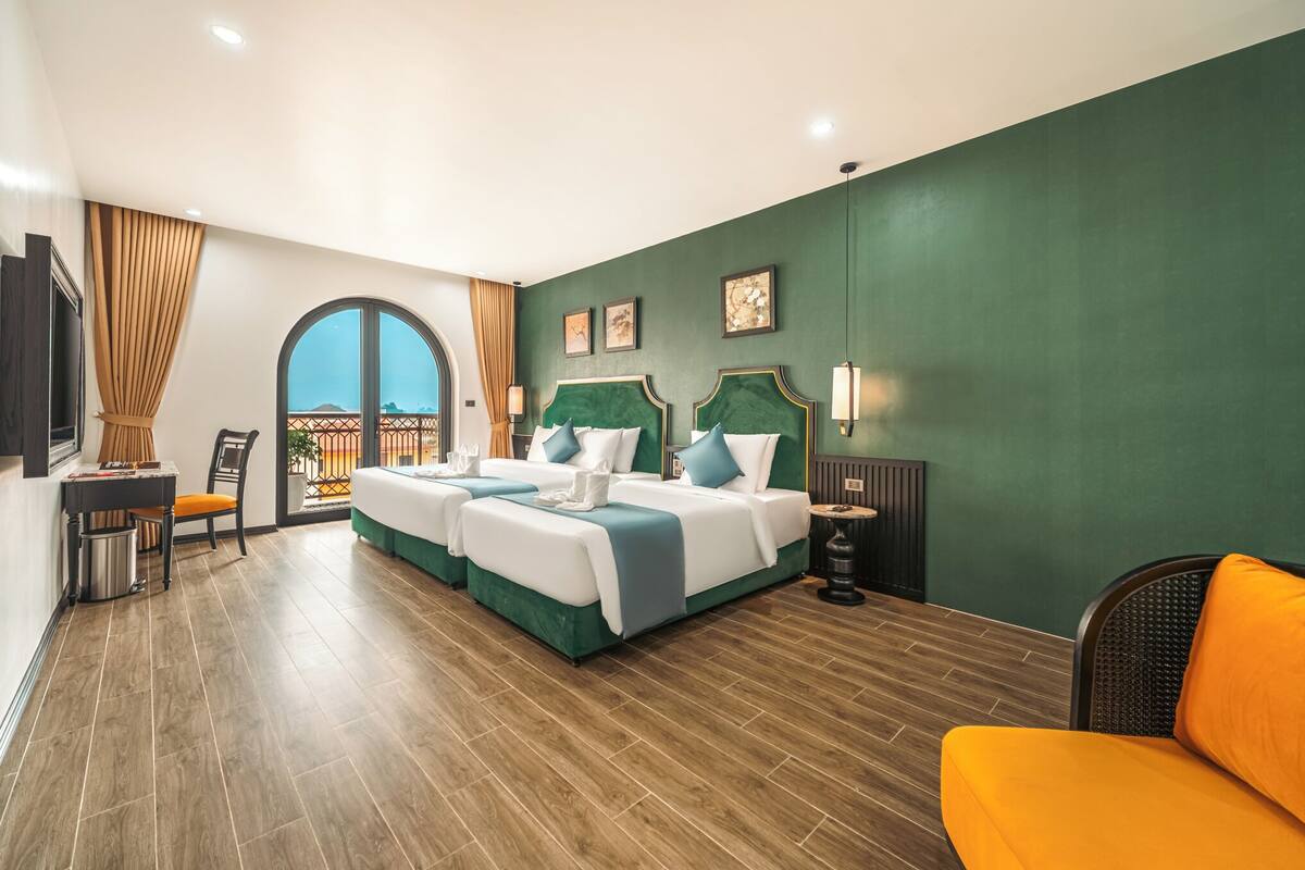 Chambre Triple, balcon | Wi-Fi gratuit