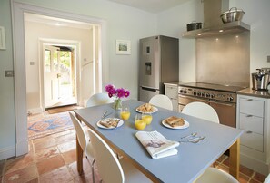Dining - Garden House - a beautiful cottage at Wolterton Park sleeping 6 guests (Wolterton)