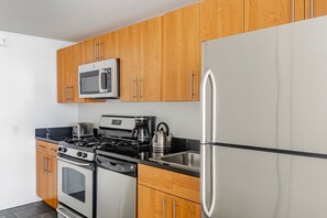 Fridge, microwave, oven, dishwasher