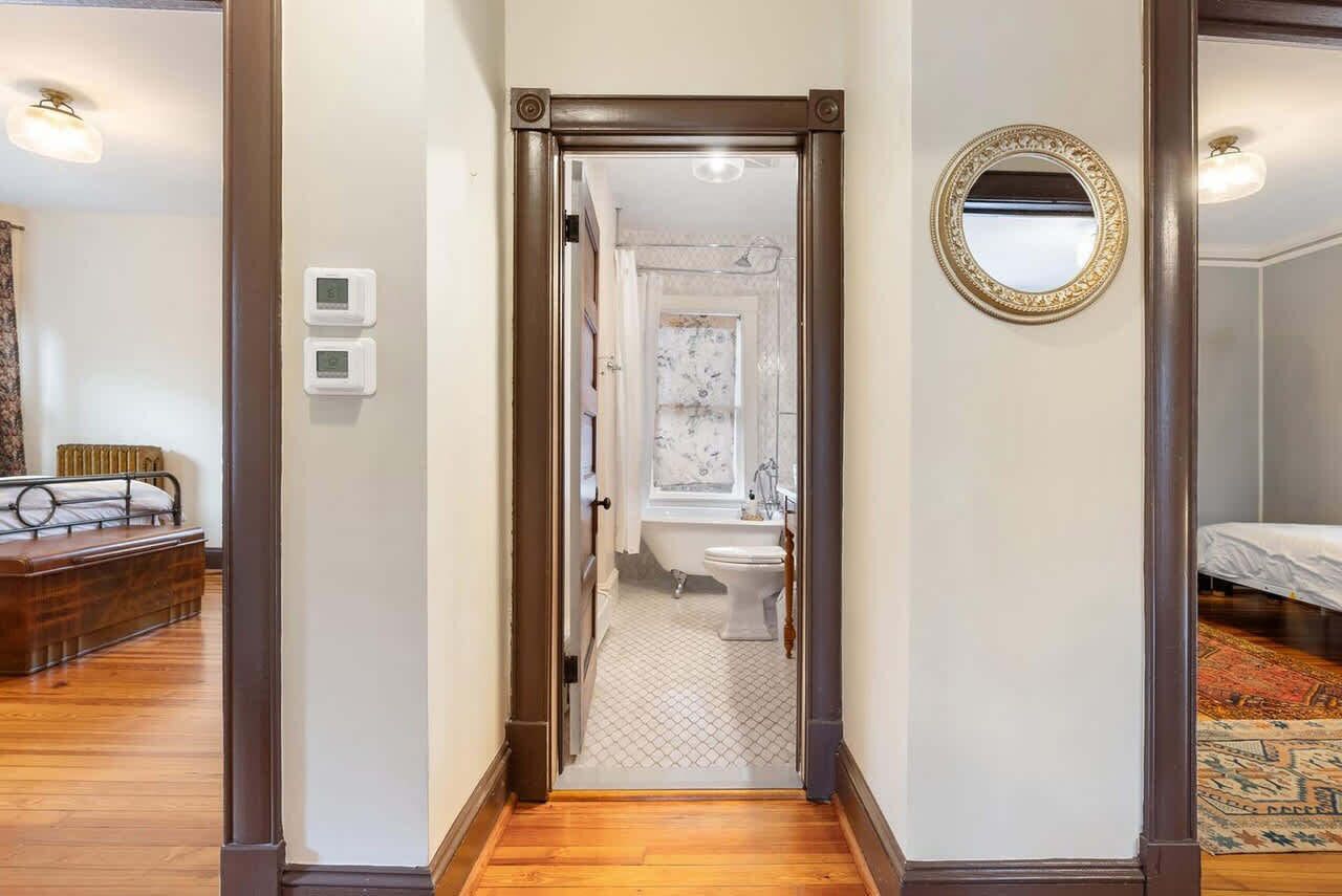 4 soverom, strykejern/-brett, wi-fi og sengetøy