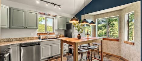 Microwave, oven, stovetop, dishwasher