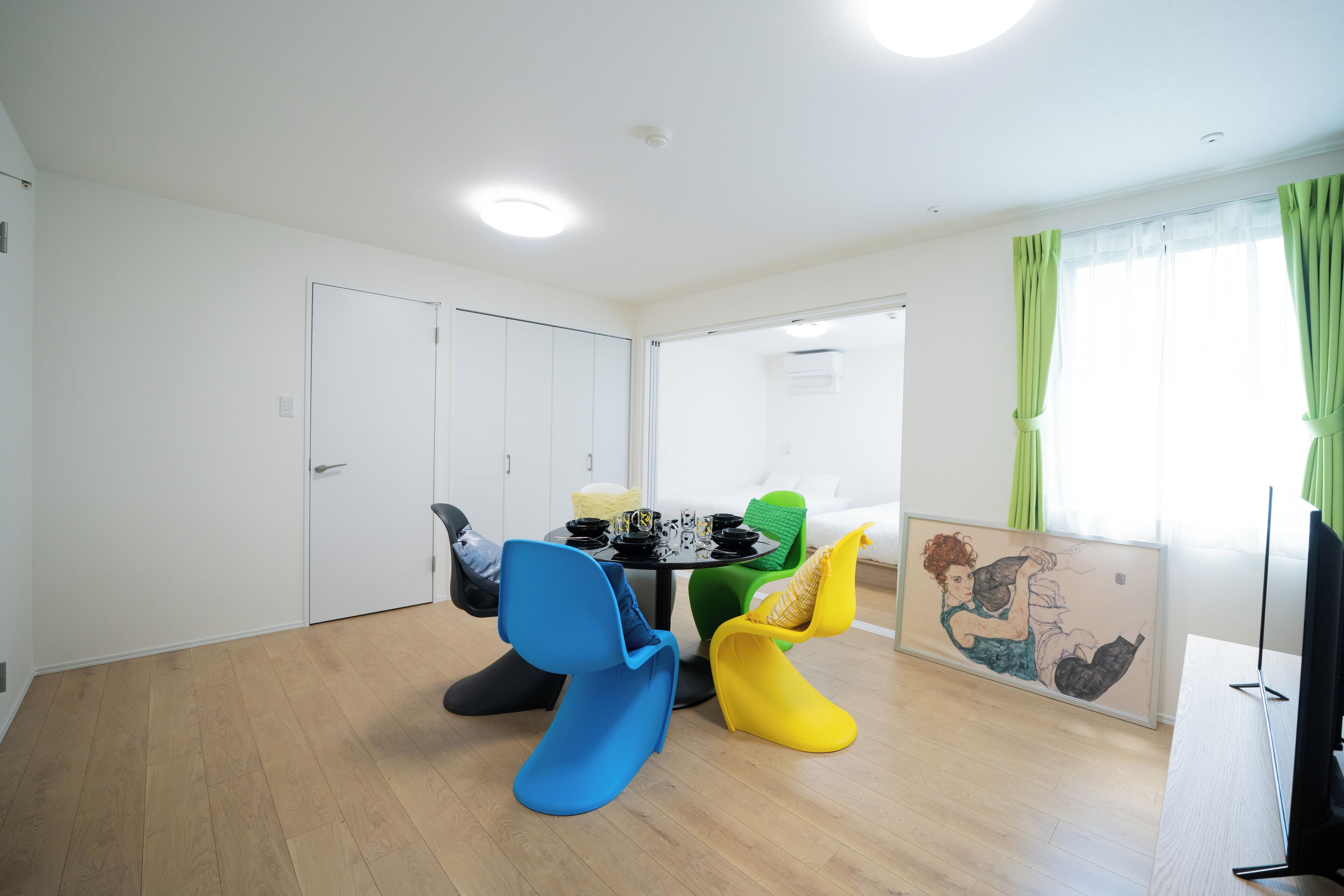 Apartment, Non Smoking (204) | Living area