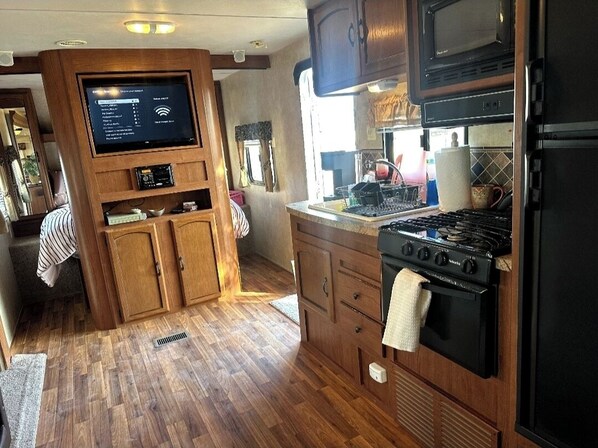Microwave, oven, stovetop