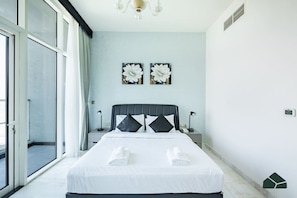 1 bedroom, desk, iron/ironing board, WiFi