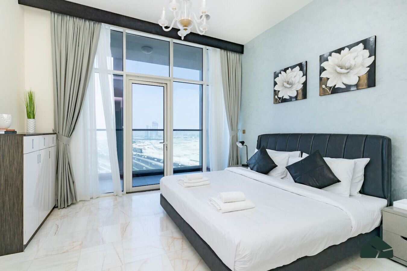 1 غرفة نوم ومكتب ومكواة/لوح كي وواي فاي