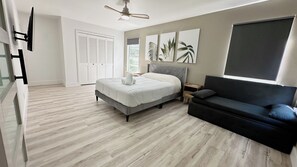 3 chambres, bureau, fer et planche à repasser, Wi-Fi gratuit