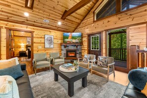 Smart-TV, Kamin, Tischfußball