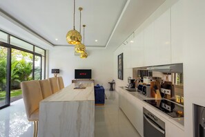 Villa | Private kitchen