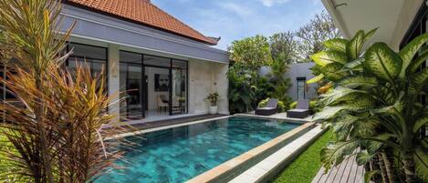 Alberca al aire libre